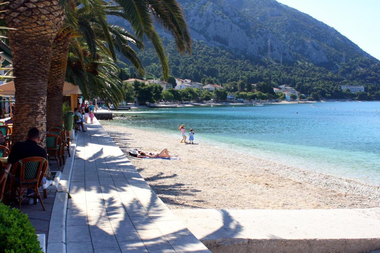 Apartments With A Parking Space Gradac, Makarska - 11332 Gradac  Buitenkant foto