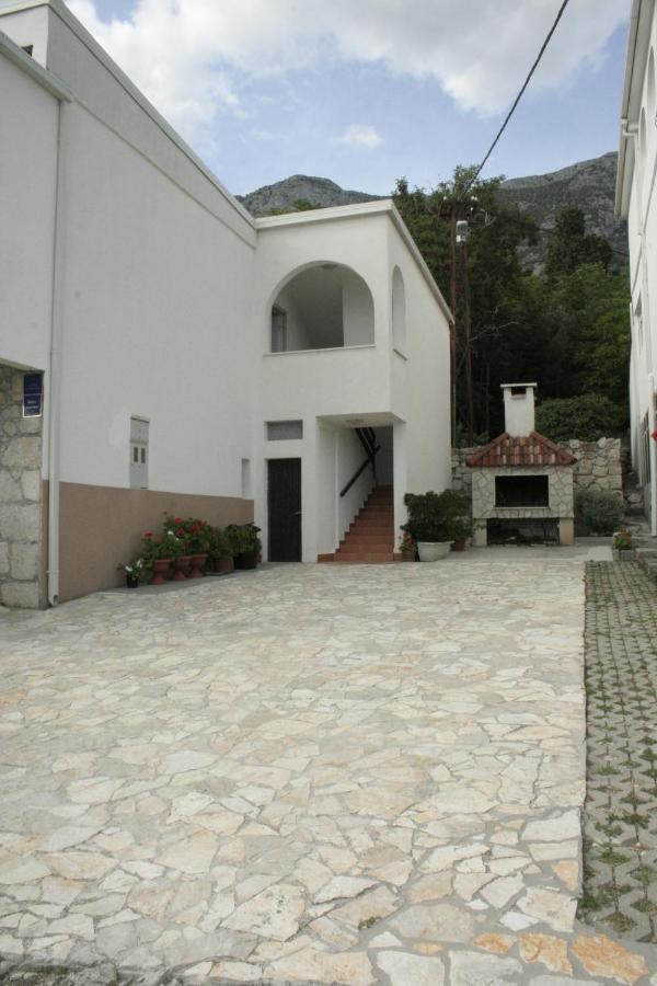 Apartments With A Parking Space Gradac, Makarska - 11332 Gradac  Buitenkant foto