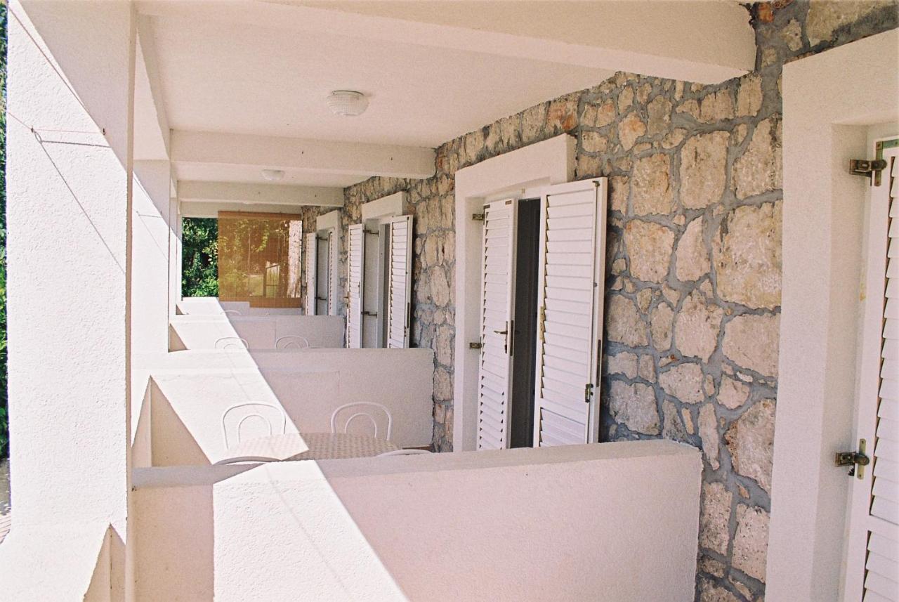 Apartments With A Parking Space Gradac, Makarska - 11332 Gradac  Buitenkant foto