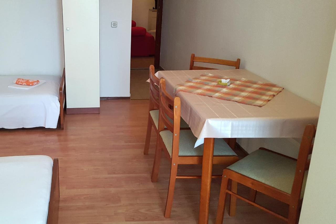 Apartments With A Parking Space Gradac, Makarska - 11332 Gradac  Buitenkant foto