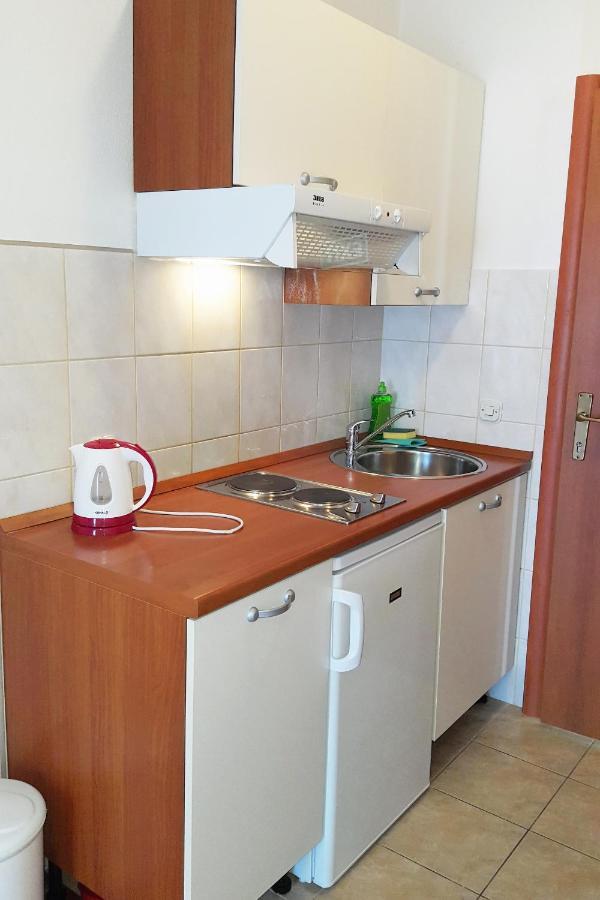 Apartments With A Parking Space Gradac, Makarska - 11332 Gradac  Buitenkant foto