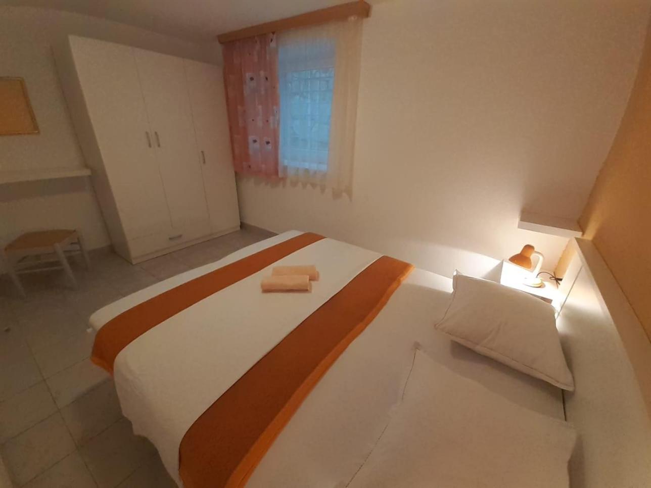 Apartments With A Parking Space Gradac, Makarska - 11332 Gradac  Kamer foto