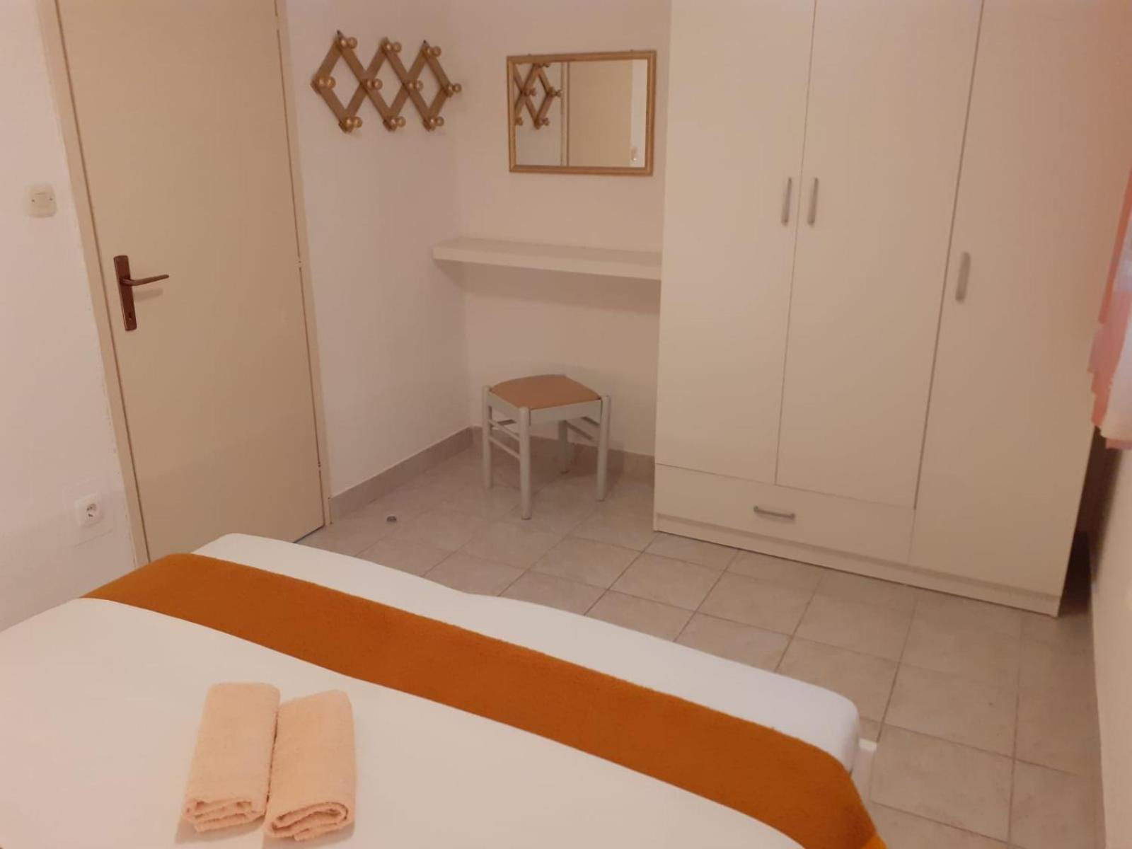 Apartments With A Parking Space Gradac, Makarska - 11332 Gradac  Kamer foto