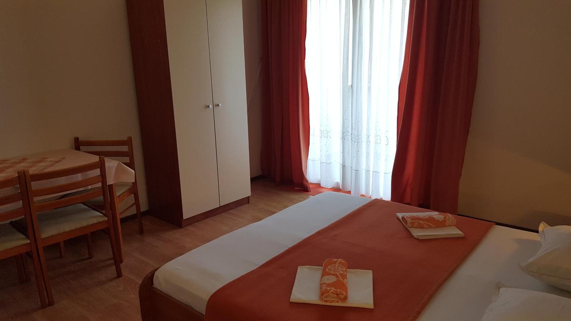 Apartments With A Parking Space Gradac, Makarska - 11332 Gradac  Kamer foto